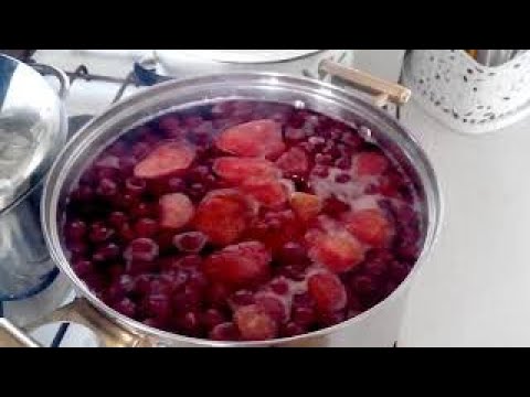 How to cook strawberry compote from frozen strawberries