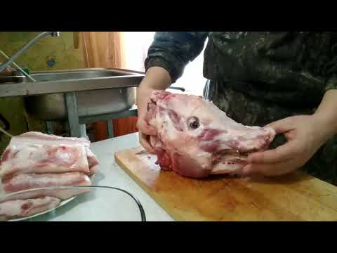 How to cut a pigs head: step by step instructions