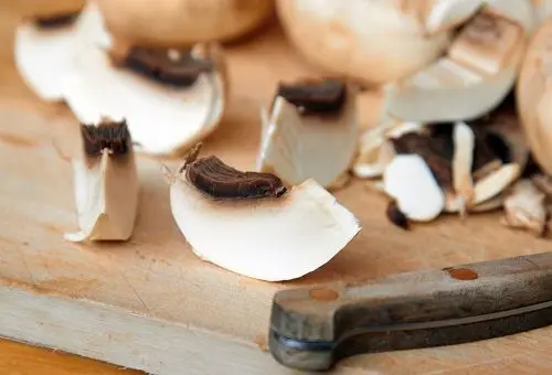 How to cut champignons for frying, for soup, for pizza, for grilling, for julienne