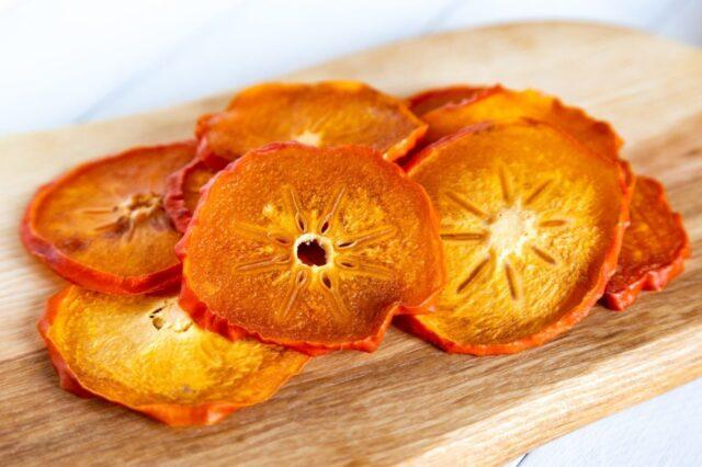 How to dry and dry persimmons at home