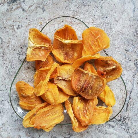 How to dry and dry persimmons at home