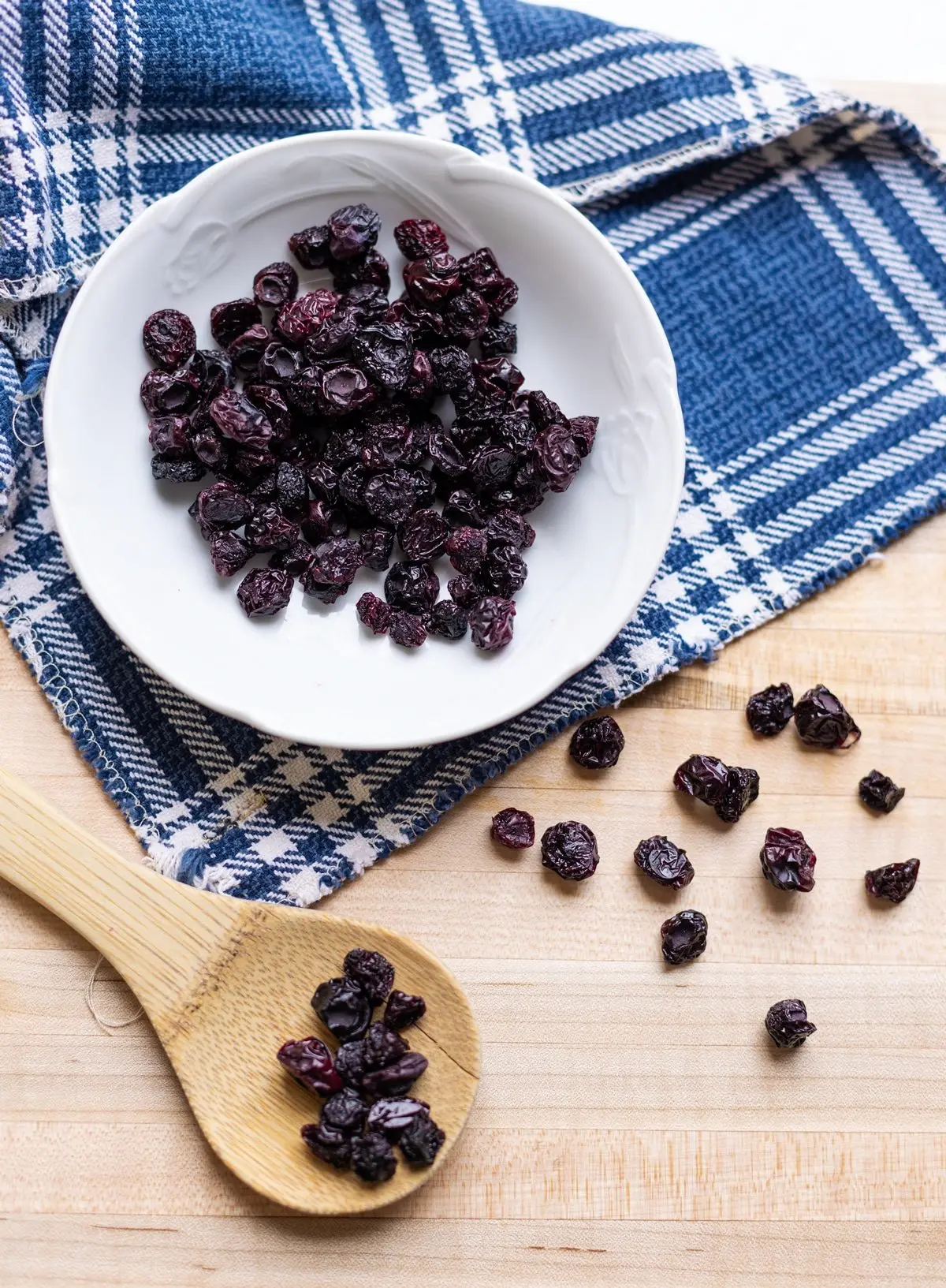 How to dry blueberries