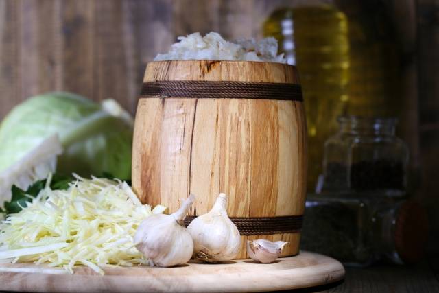 How to ferment cabbage for the winter: a recipe