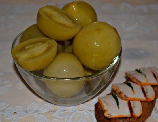 How to ferment green tomatoes in a saucepan