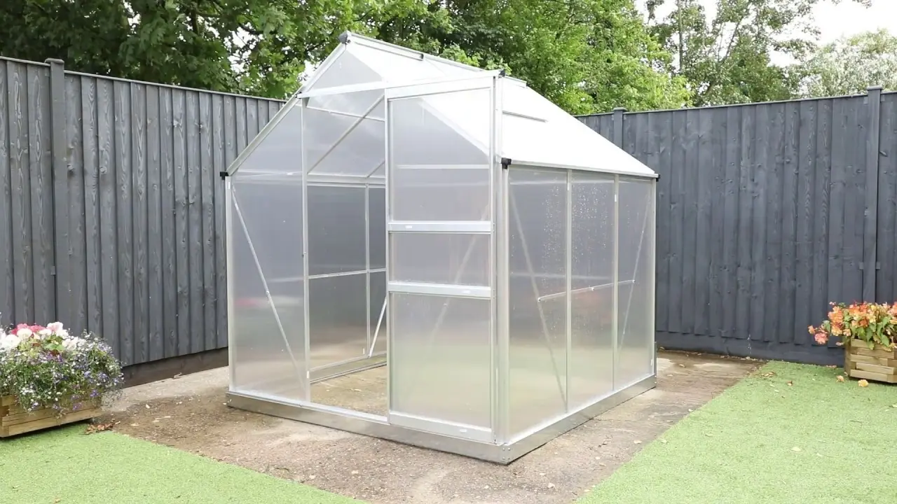 How to fix a polycarbonate greenhouse to the ground: instructions