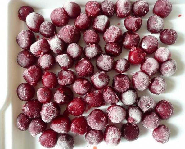 How to freeze cherries in a bone-in freezer