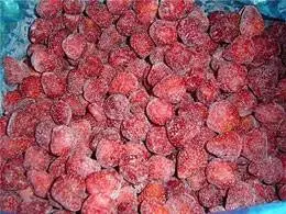 How to freeze plums in the freezer