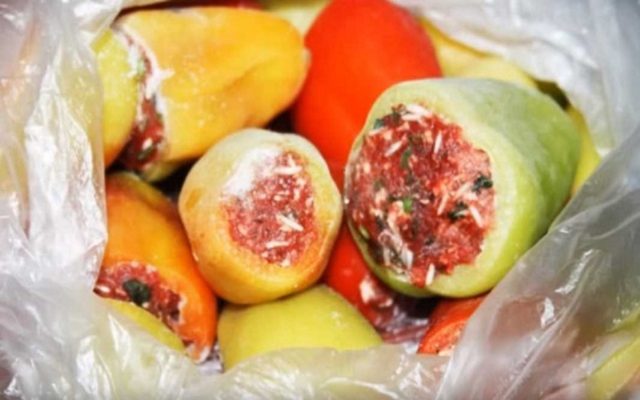 How to freeze stuffed peppers for the winter: recipes for meat, rice, vegetables, minced meat