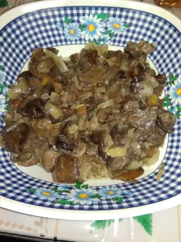 How to fry mushrooms in a pan: with onions, in flour, cream, royally