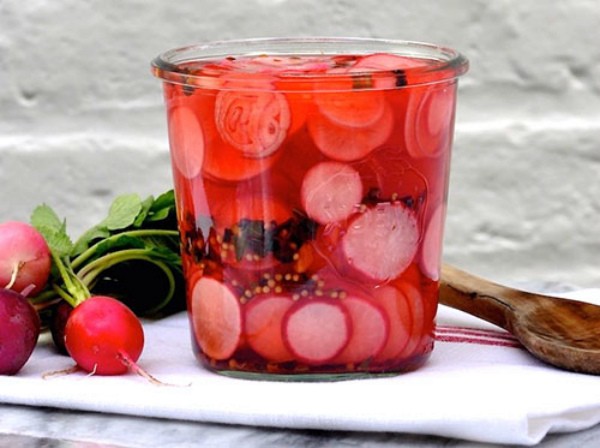 How to keep radishes fresh and juicy for the winter