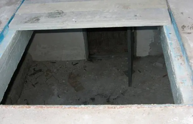 How to make a cellar in the garage 