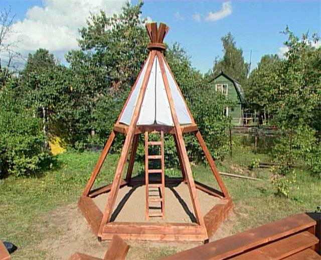 How to make a children&#8217;s sandbox with a roof