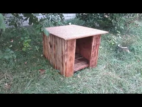 How to make a dog house out of pallets