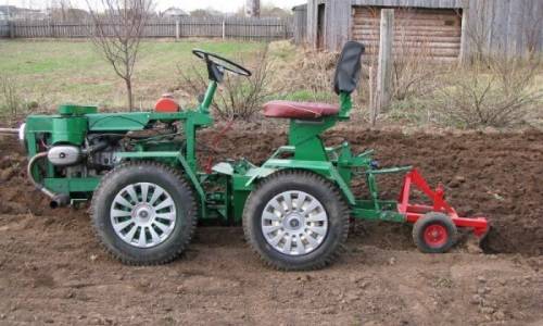 How to make a plow for a walk-behind tractor with your own hands