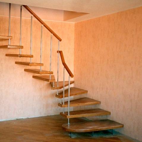 How to make a staircase to the cellar with your own hands 