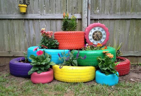 How to make a vertical petunia flower bed