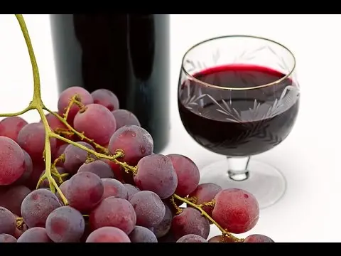 How to make homemade wine from red grapes