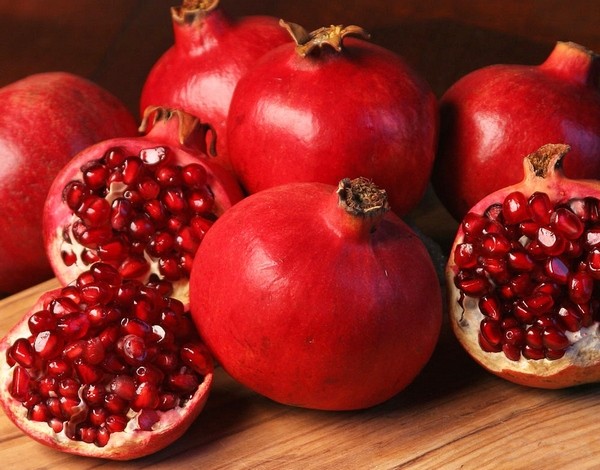 How to make pomegranate juice at home