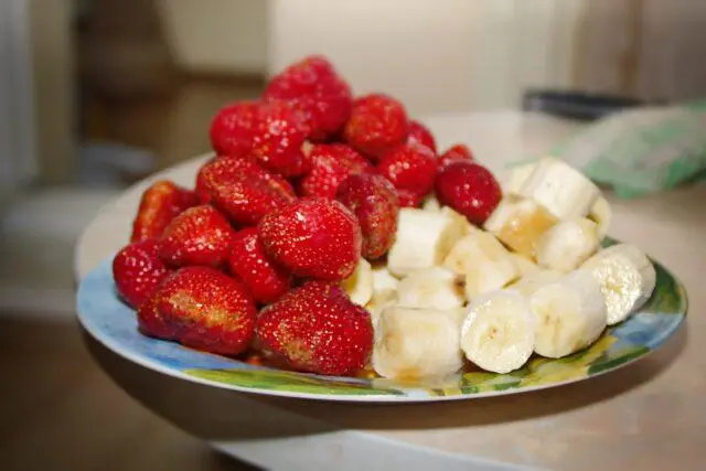 How to make strawberry banana jam