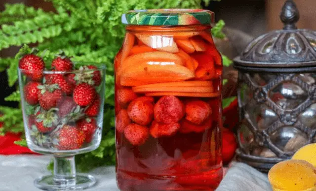 How to make strawberry compote without sterilization