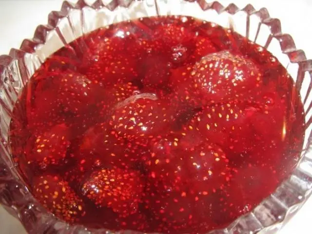 How to make strawberry jam