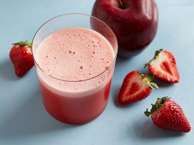 How to make strawberry juice at home for the winter