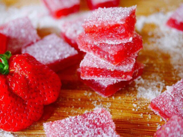 How to make strawberry marshmallow at home