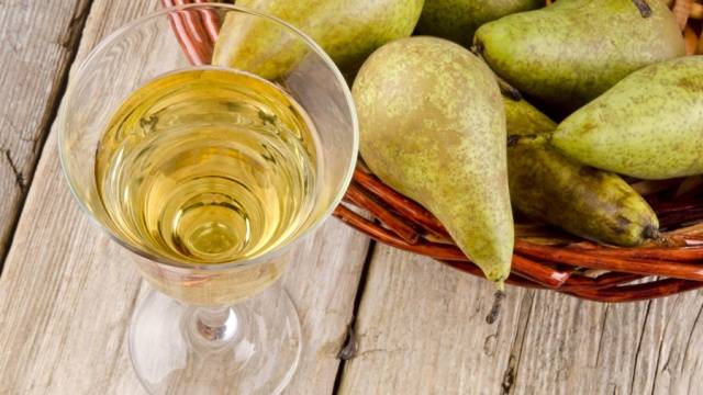 How to make wine from homemade pears