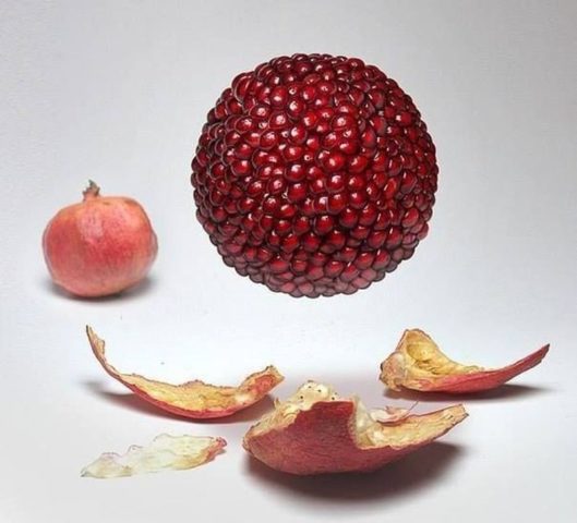 How to Peel a Pomegranate Quickly and Easily