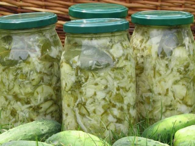 How to pickle cabbage for the winter