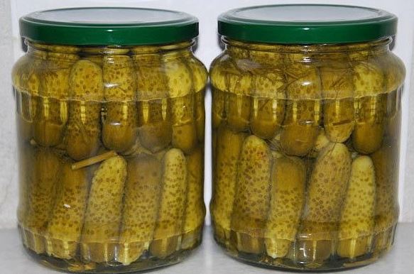 How to pickle cucumbers with aspirin in liter jars for the winter: recipes, video