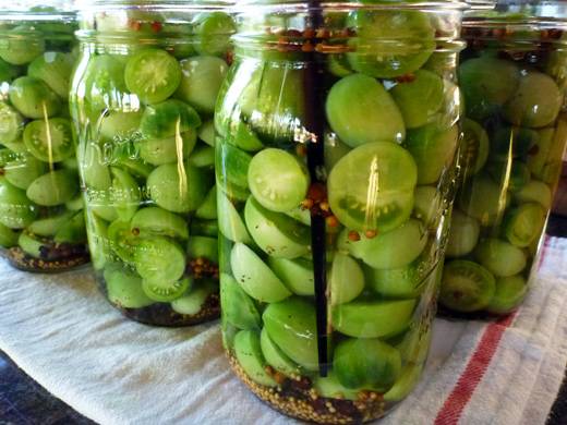 How to pickle green tomatoes