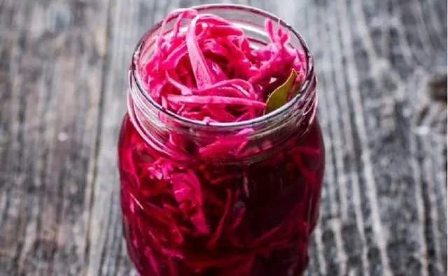 How to Pickle Red Cabbage