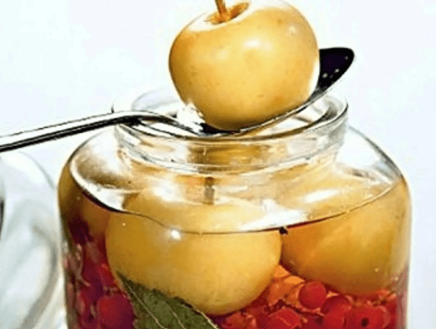 How to quickly make pickled apples