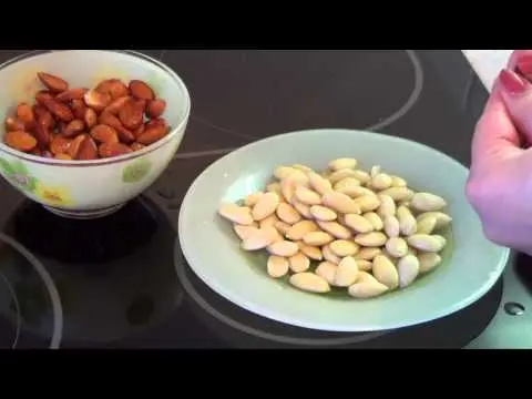 How to quickly peel and shell almonds