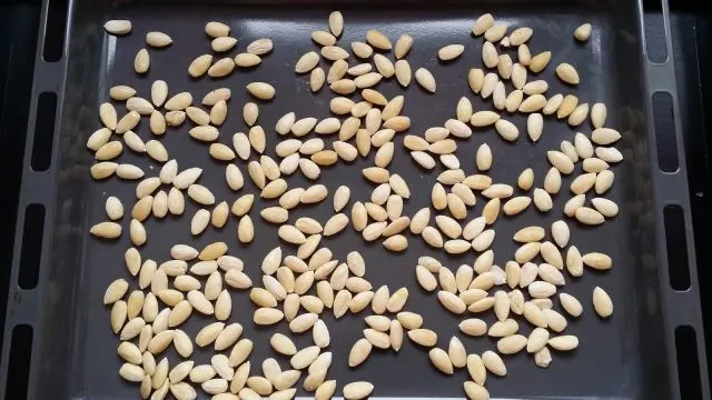 How to quickly peel and shell almonds