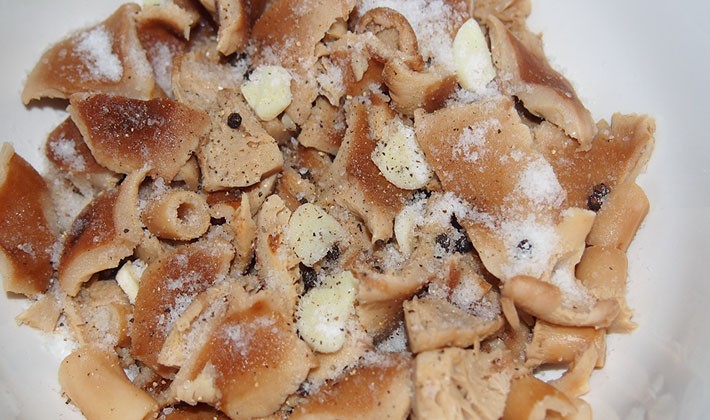 How to salt milk mushrooms for the winter without cooking