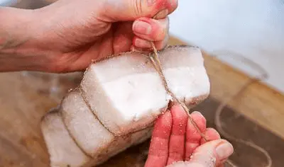 How to salt pork belly for hot, cold smoking