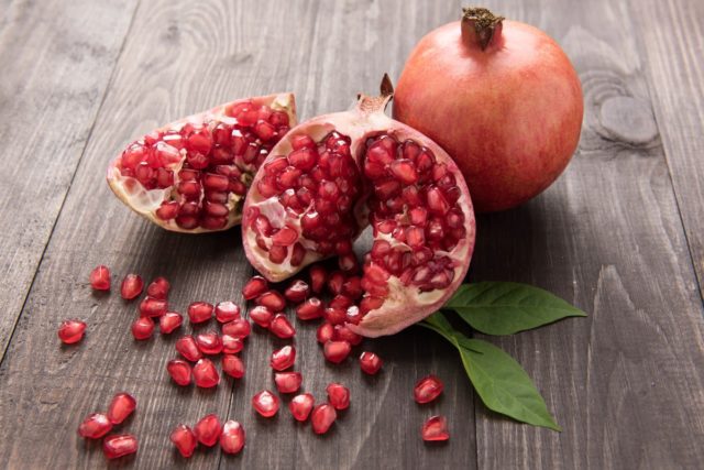 How to save pomegranate at home