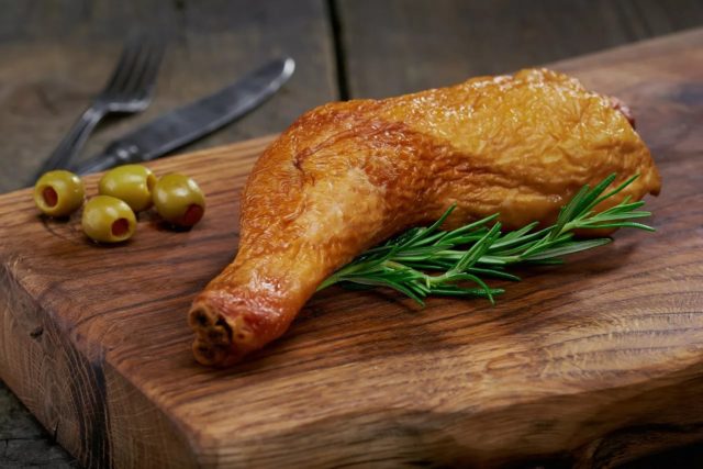 How to smoke chicken legs at home: recipes for pickling, pickling, smoking