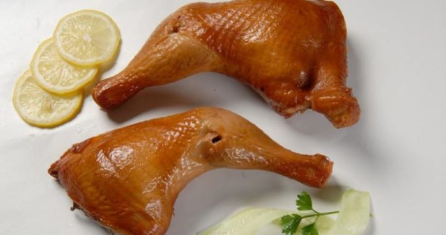 How to smoke chicken legs at home: recipes for pickling, pickling, smoking