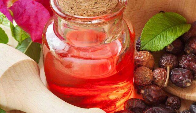 How to use rosehip oil: for the face from wrinkles, acne, reviews