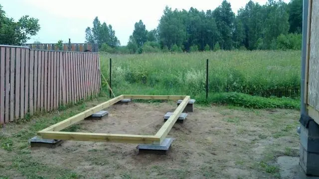 Hozblok for a summer residence with a shower and a toilet 