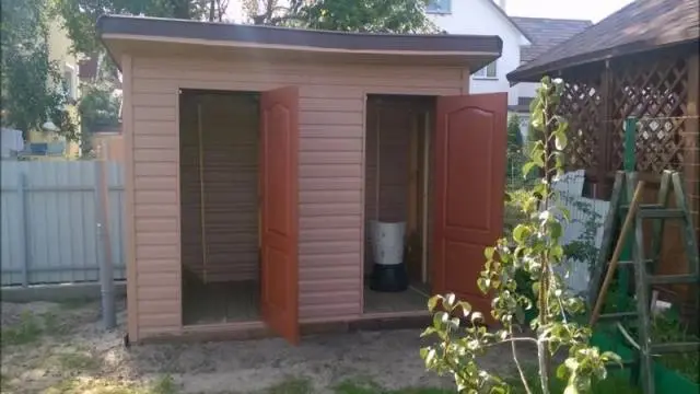 Hozblok for a summer residence with a shower and a toilet 