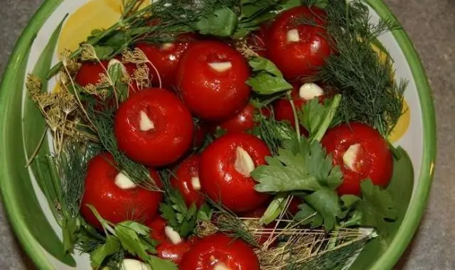 Instant Garlic Marinated Tomatoes