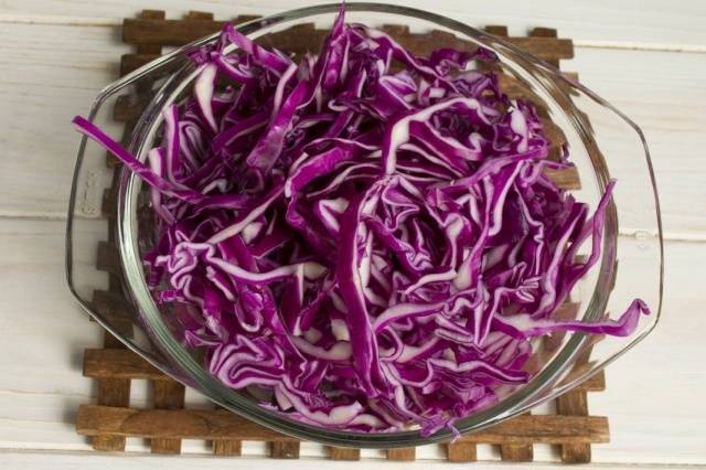 Instant Pickled Red Cabbage