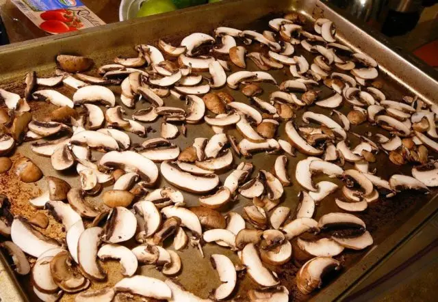 Is it possible to dry mushrooms and how to do it correctly