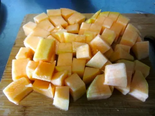 Is it possible to freeze melon for the winter