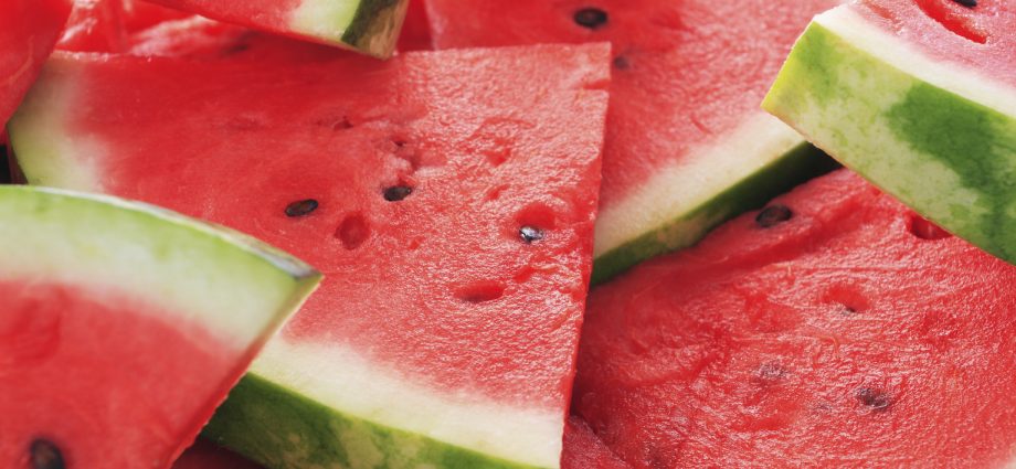 Is it possible to get poisoned with melon: symptoms