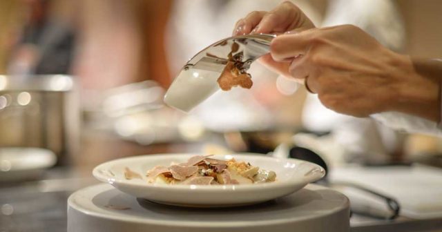 Italian white truffle (Piedmont truffle): edibility, description and photo